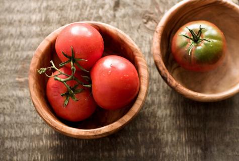 Tomatoes: advantage and harm for health
